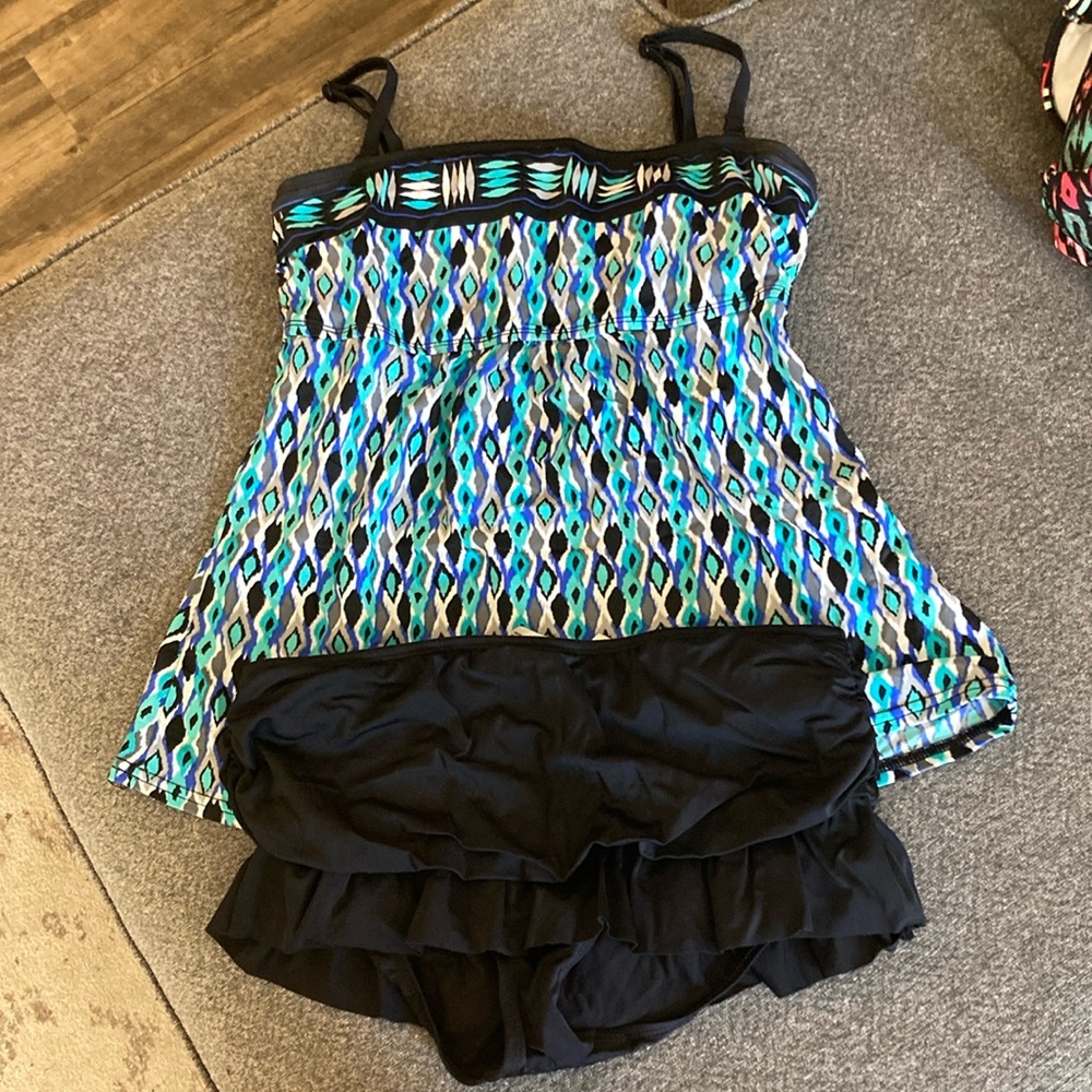 Blue and Black Patterned Tankini Set